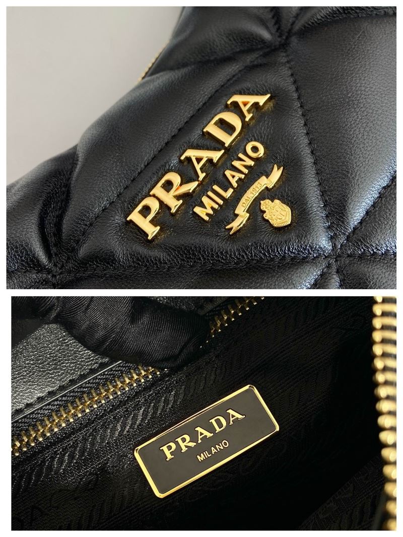 Pra*a hobo bags